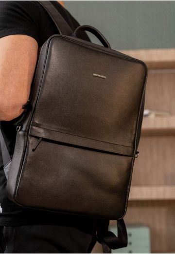 Черный кожаный мужской рюкзак Foster 1.0